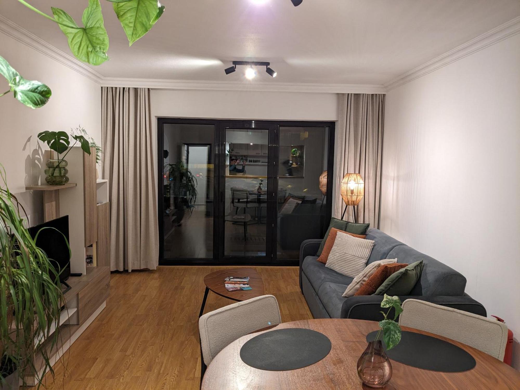 Vista Linda, Vlak Bij Zeedijk En Apartment