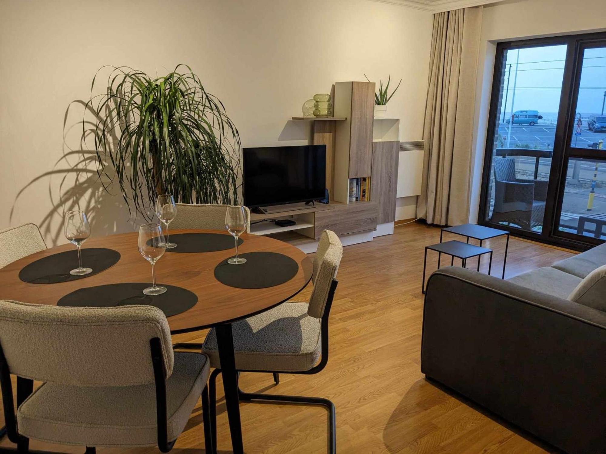 Appartement Vista Linda, Vlak Bij Zeedijk En *